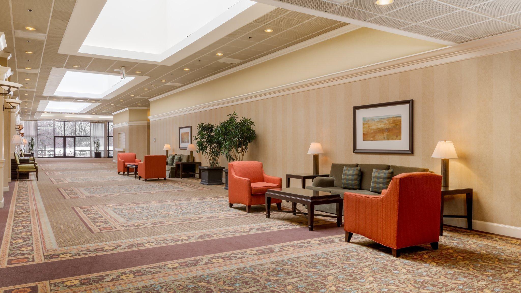 Holiday Inn Chicago Nw Crystal Lk Conv Ctr By Ihg Кристал-Лейк Экстерьер фото